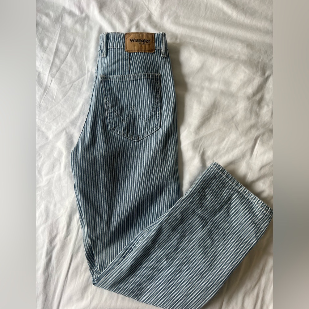 Wrangler stripped jeans